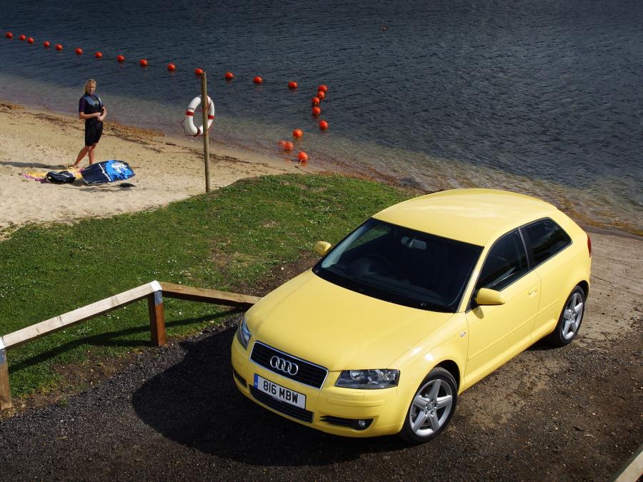  Audi A3 2.0 TDI (8P) 2003 года  (UK) (фото 4 из 10)